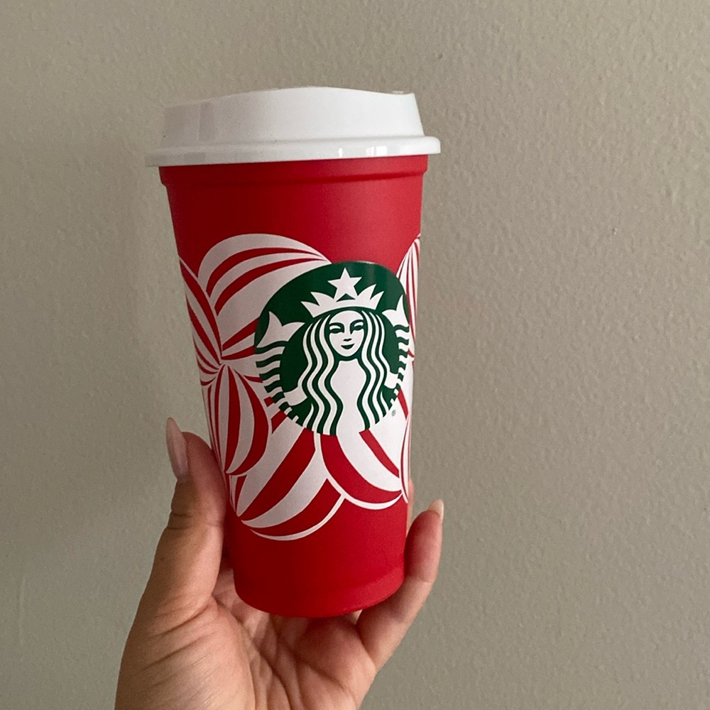 ✨Starbucks 2024 red cup